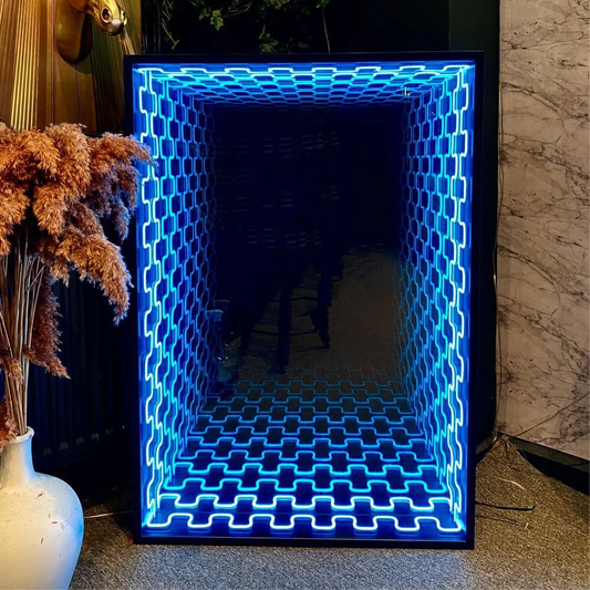 Dalgalı Mavi Sonsuzluk Aynası