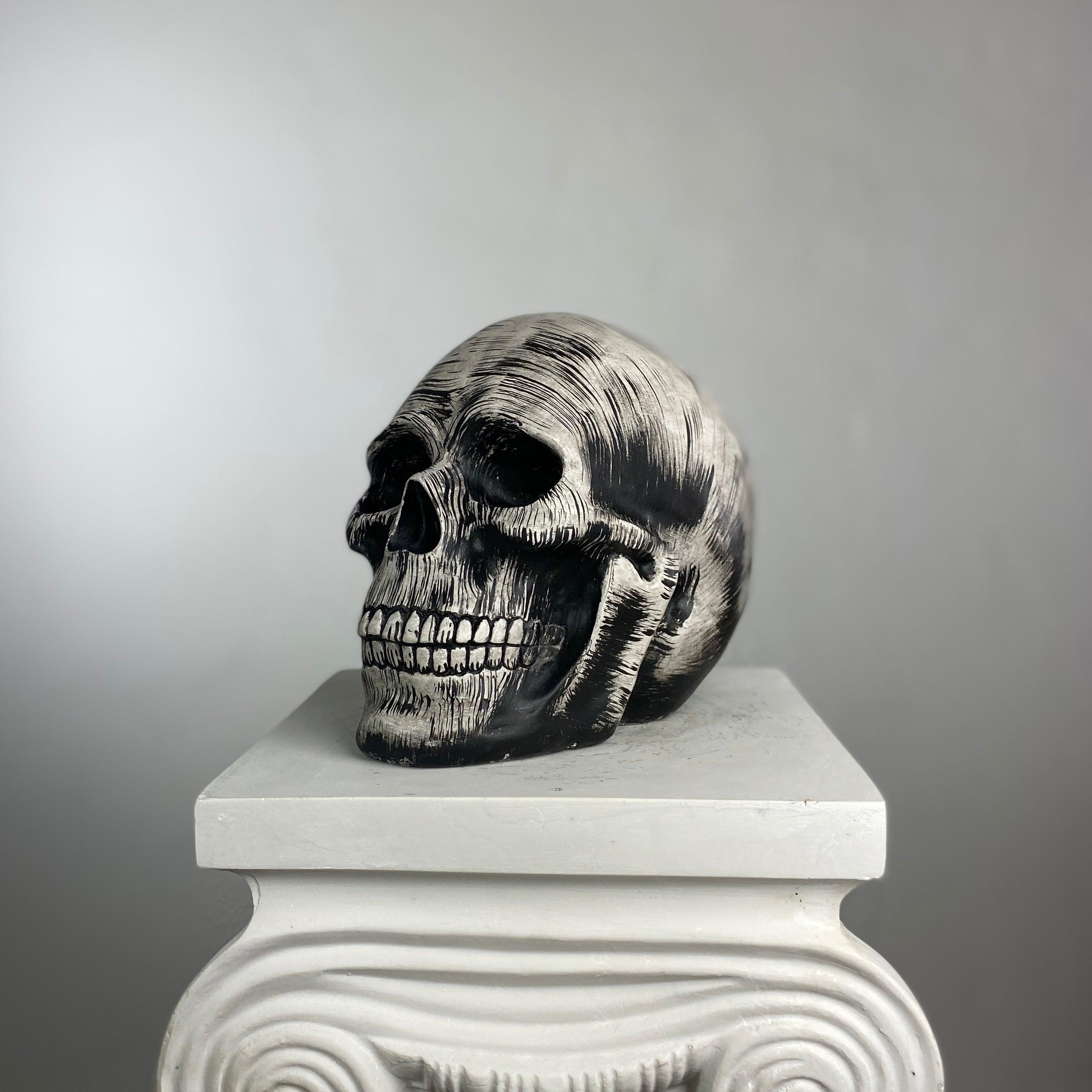 Skull Grave Heykel