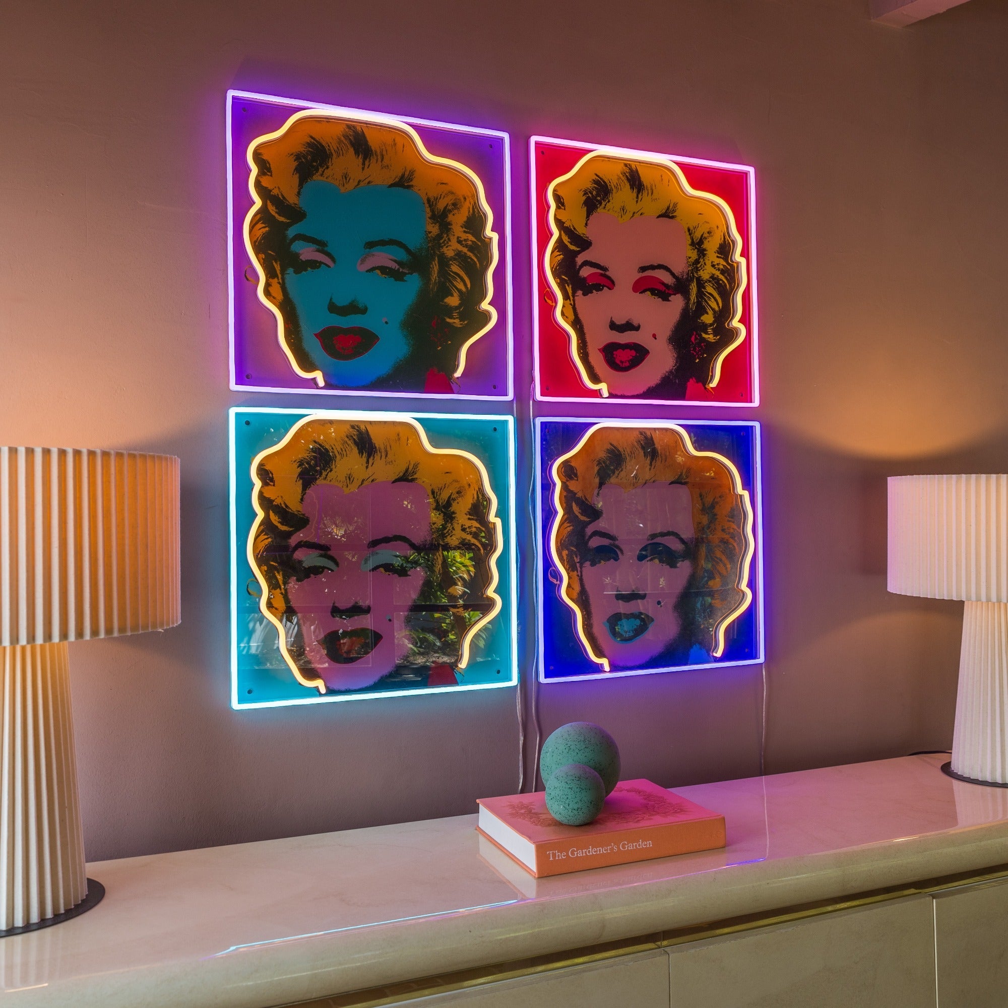 Marilyn Deluxe by Andy Warhol - Neon Tabela - Neonbir