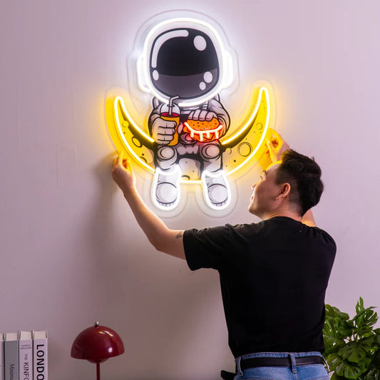 astronot-hamburger-baskili