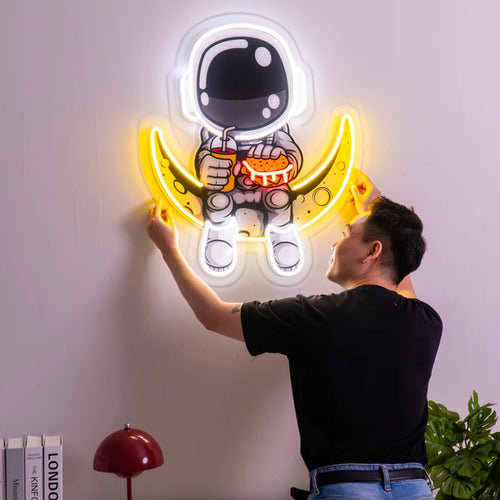 astronot-hamburger-baskili