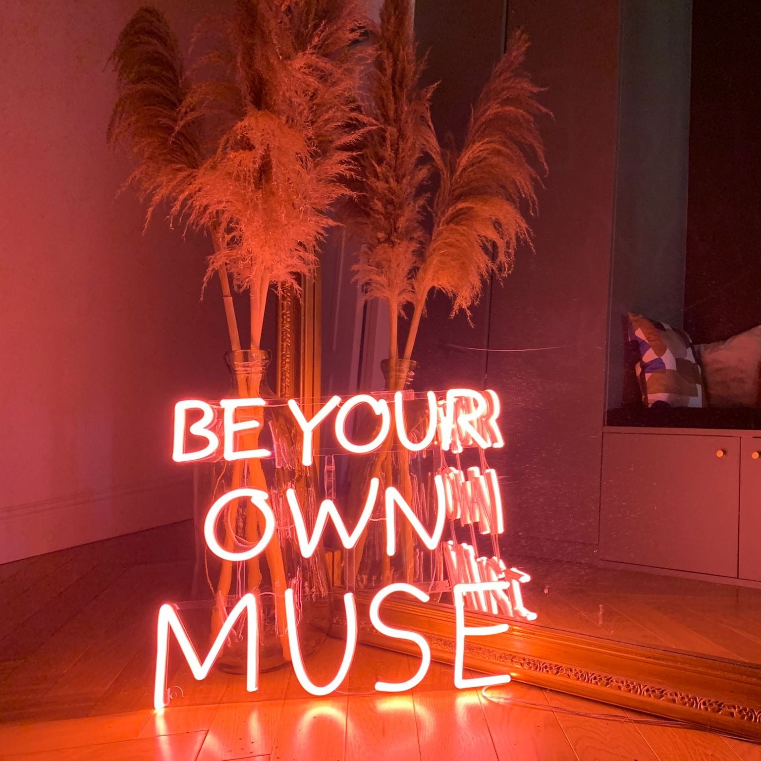 Be Your Own Muse, Neon Tabela - Neonbir