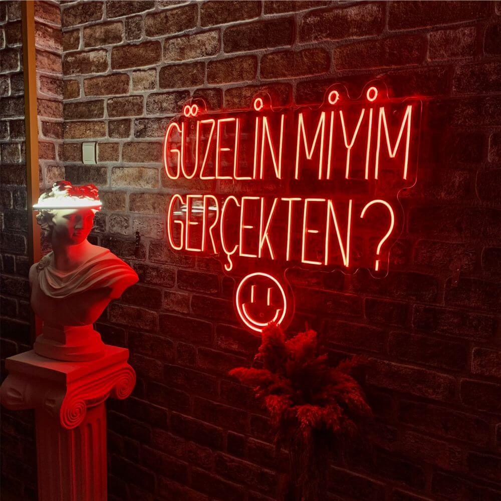 Güzelin Miyim Gerçekten? - Neon Tabela - Neonbir