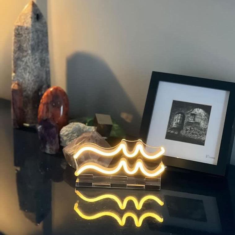 Kova Burcu - Neonbir