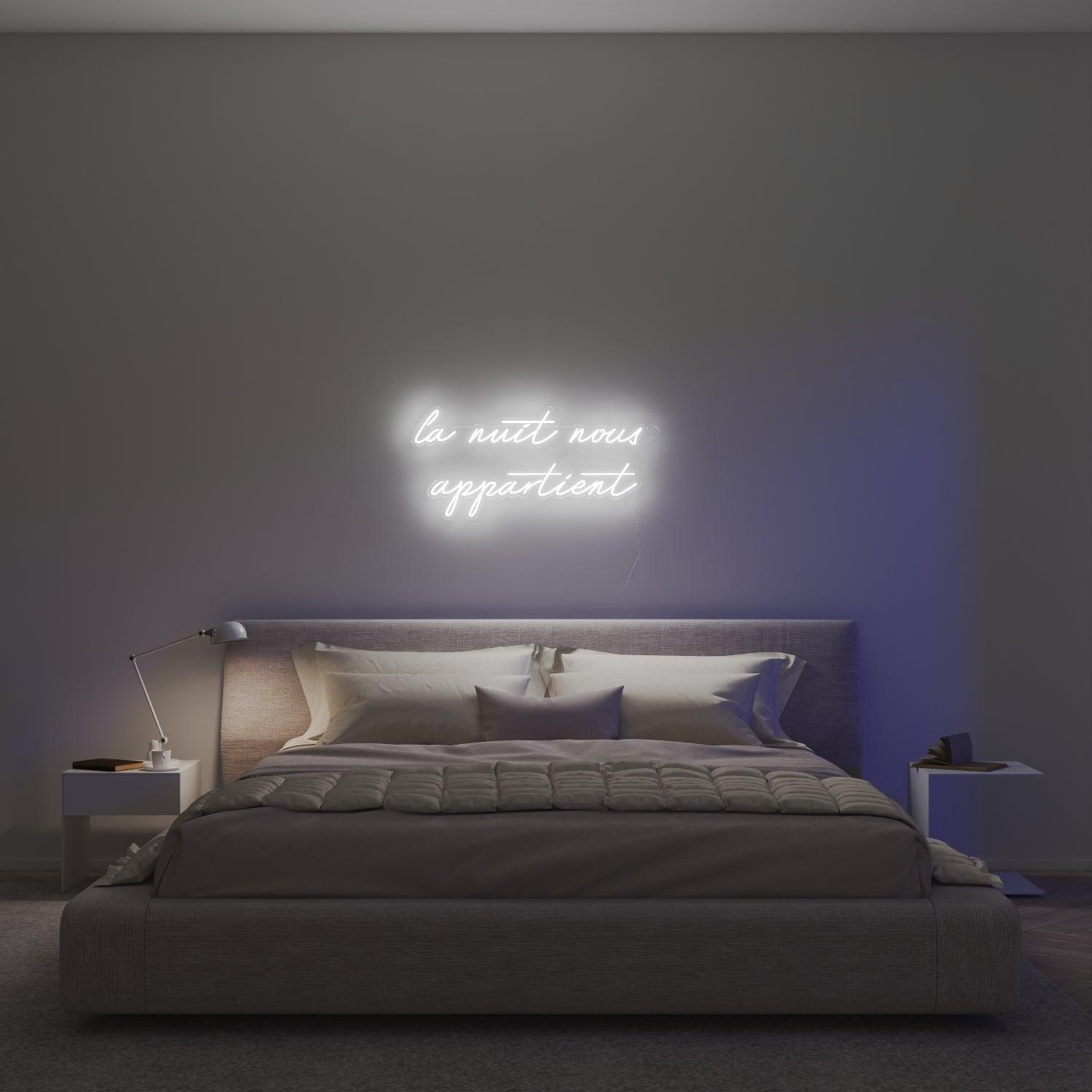 La nuit nous appartient by Melissa - Neon Tabela - Neonbir