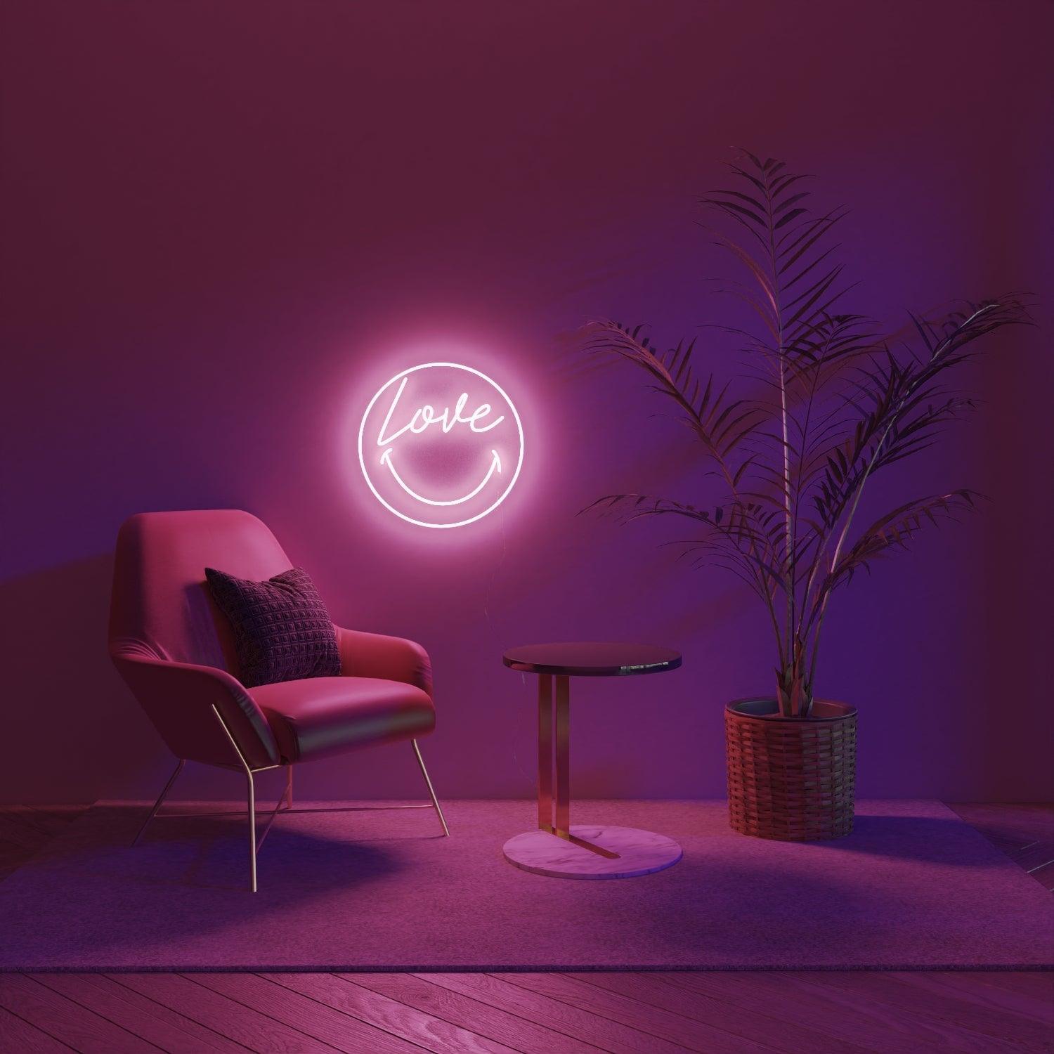 Love Smiley by Smiley®, Neon Tabela - Neonbir