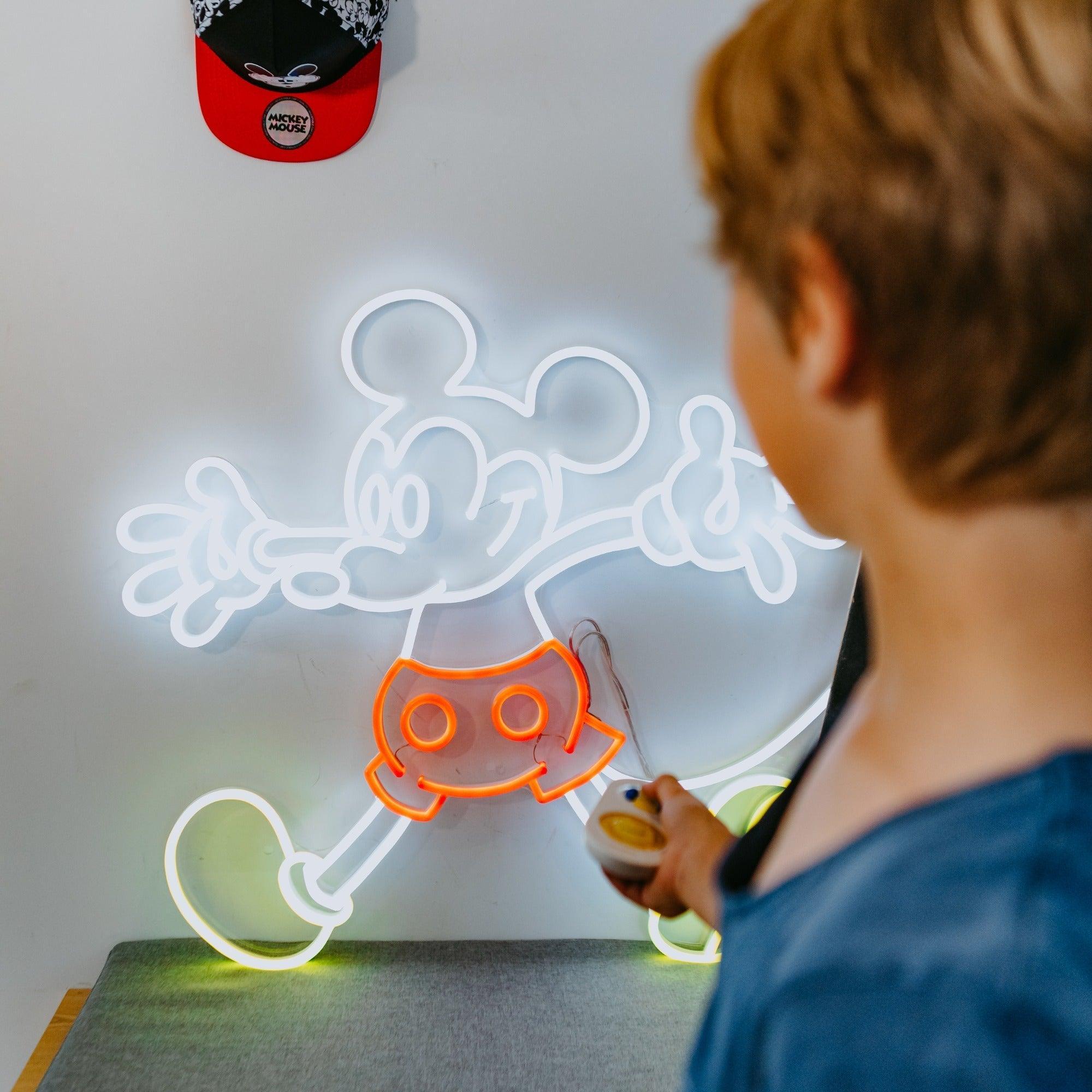 Mickey Giant by Yellowpop, Neon Tabela - Neonbir