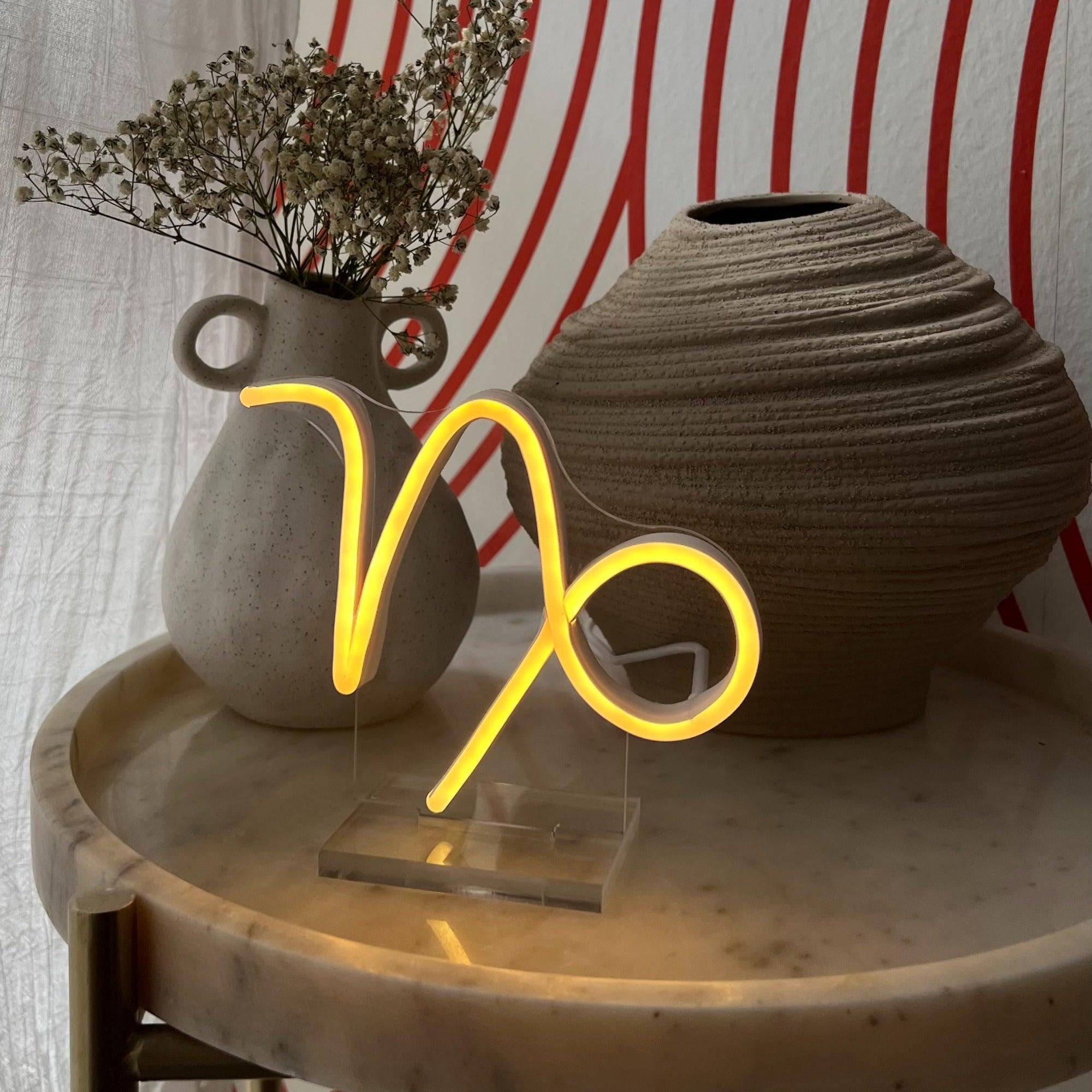 Oğlak Burcu - Neonbir