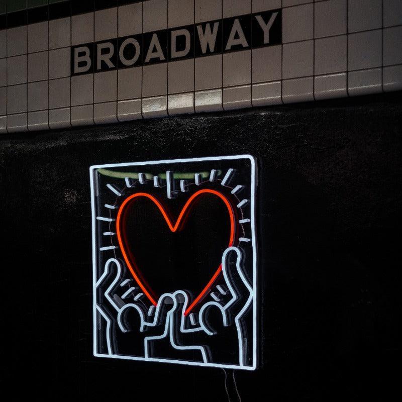 Radiant Heart, YP x Keith Haring, Neon Tabela - Neonbir