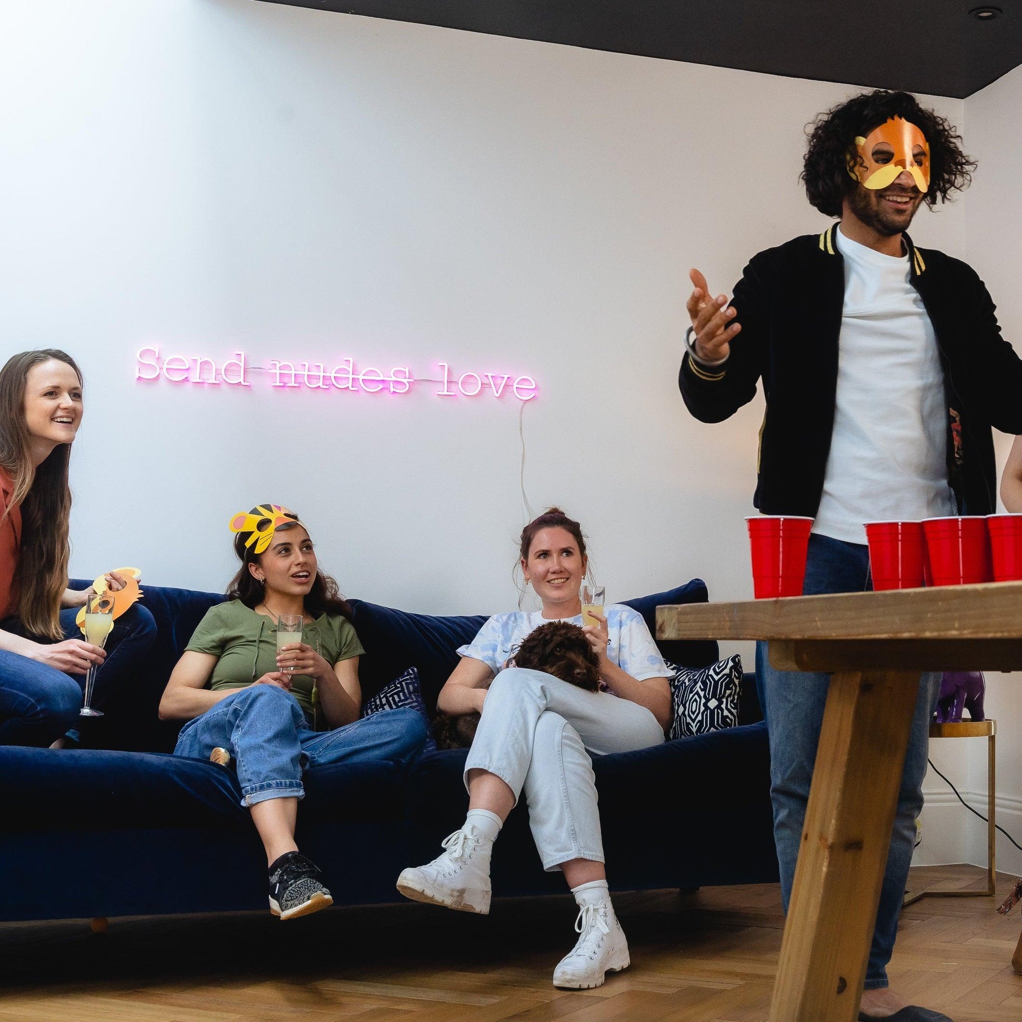 Send love - Neon Tabela - Neonbir