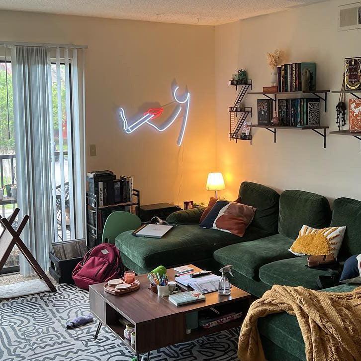 Smoking by Clara Bergel - Neon Tabela - Neonbir