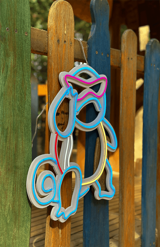 Squirtle - Inspired - Neonbir