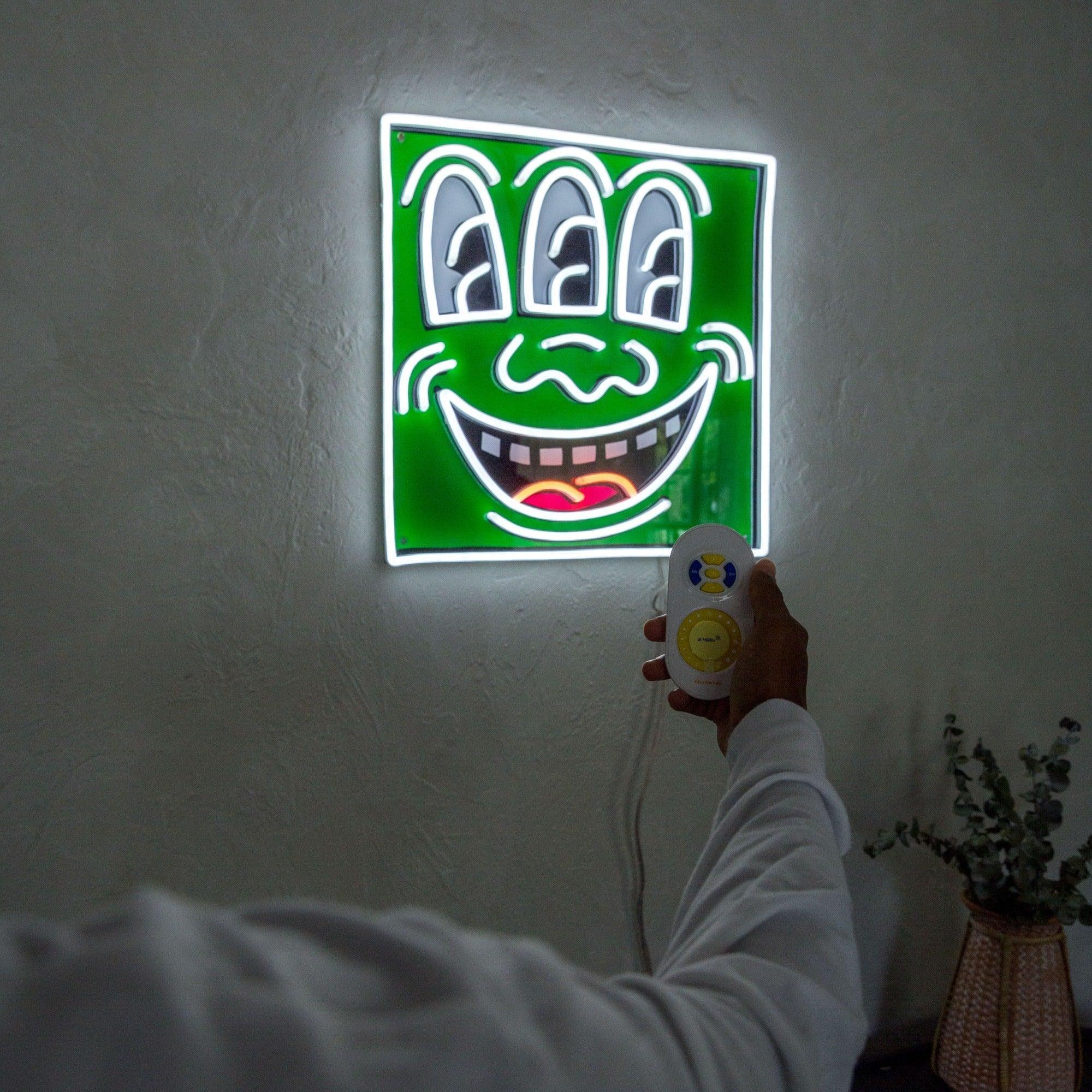 Triple Eyes, YP x Keith Haring, Neon Tabela - Neonbir