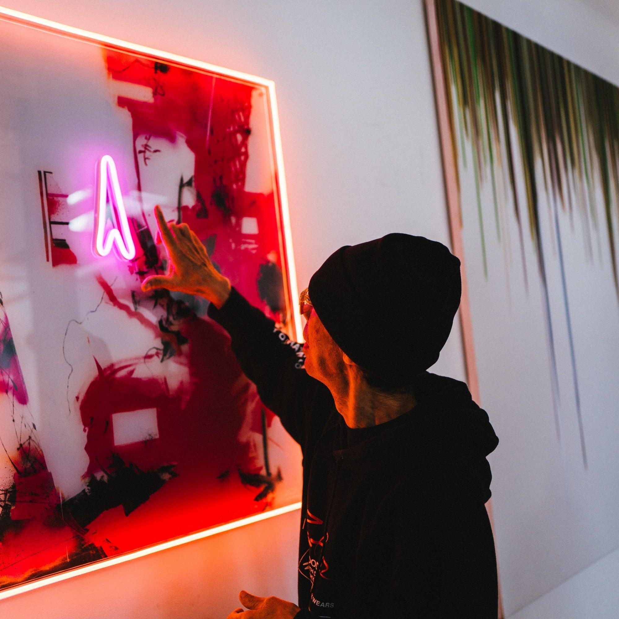 Violent Treasure by Futura - Neon Tabela - Neonbir